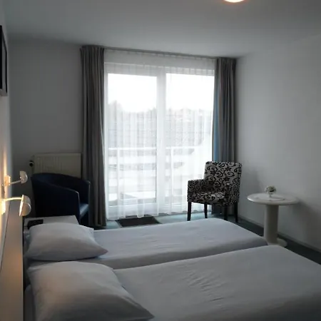 Eperhof Hotel 2*