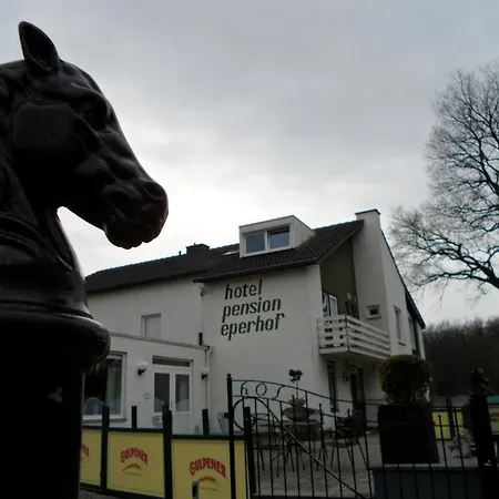 Eperhof Hotel 2*